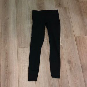 Black fabletics leggings